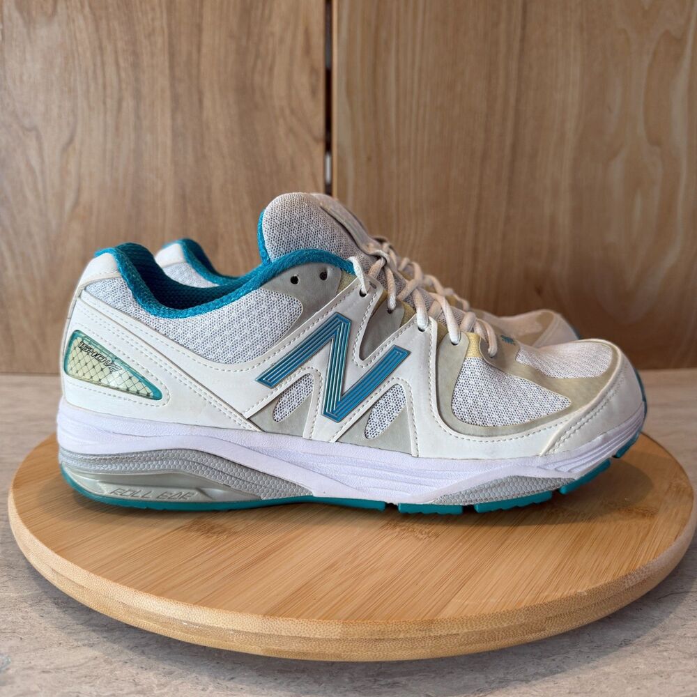 New Balance 1540 v2 Shoes Womens 9 Made In USA Athletic Sneaker Size 9 Blue